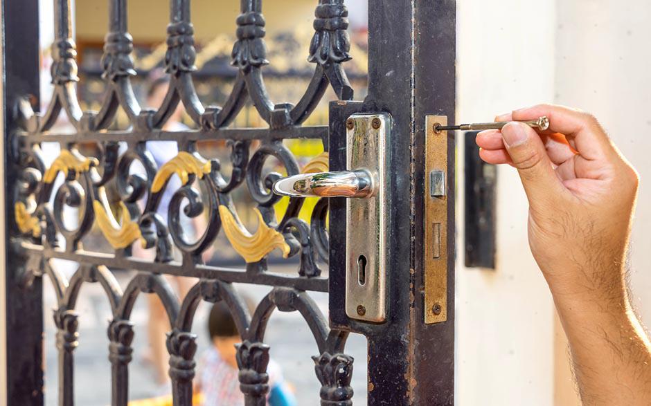 ouverture de porte claquée serrurier Aubervilliers